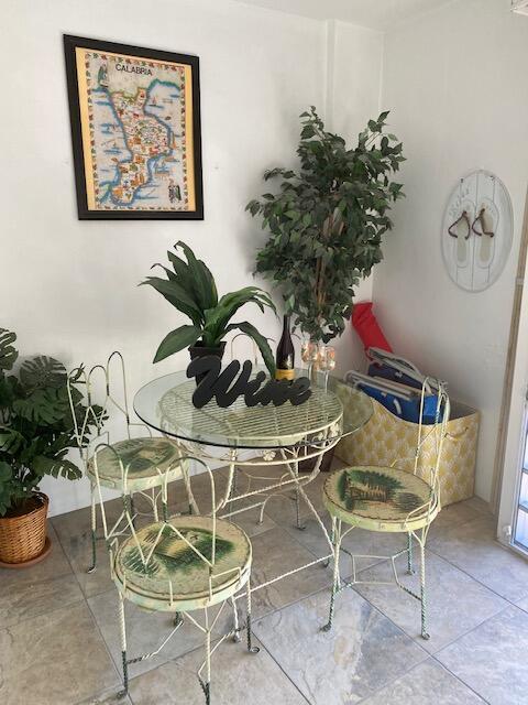 Building Photo - 6461 NW 2nd Ave