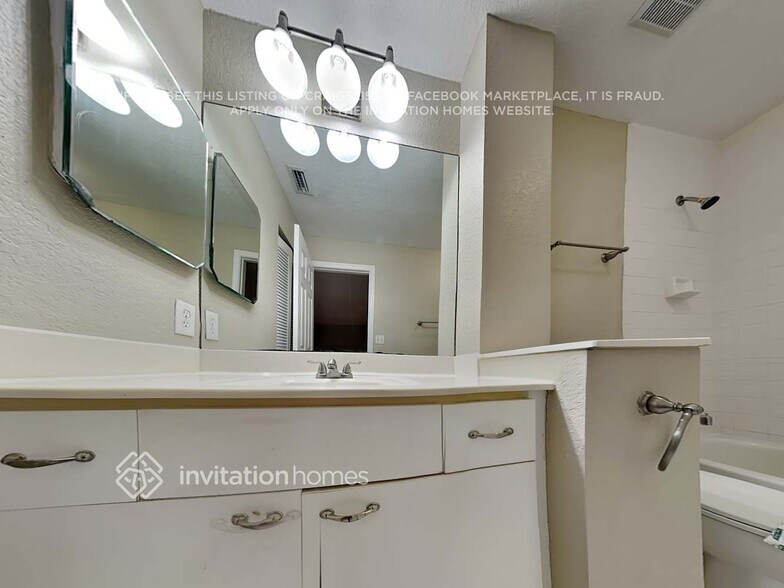 Building Photo - 6647 Boca Hermosa Ln