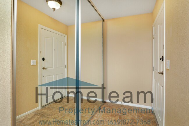 Building Photo - 3030 Suncrest Dr