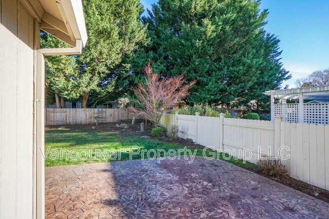 Building Photo - 2515 SE 173rd Pl