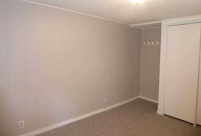 Building Photo - 126 Lowell St