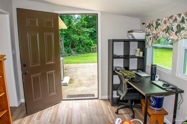Building Photo - 5357 Locklin Ave