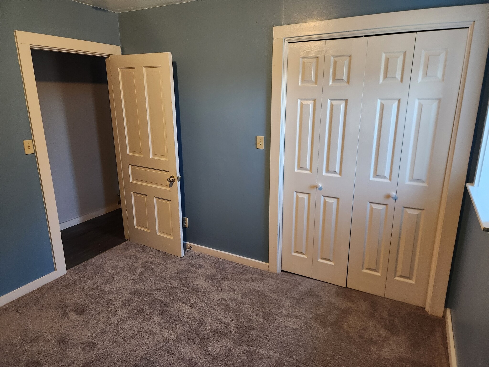 Bedroom 3 - 111 Verbeke St