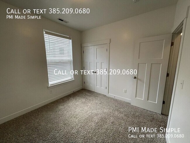 Building Photo - 1834 W Newcastle Ln