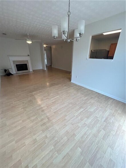 Building Photo - 2651 Waverly Hills Dr