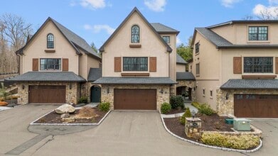 Building Photo - Guilford Gatehouse West