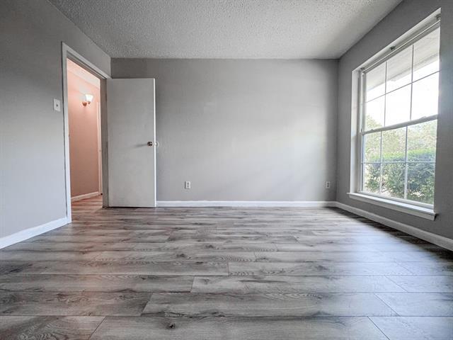 Building Photo - 1804 Serenade Ln