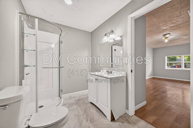 Building Photo - 5910 Southtown St