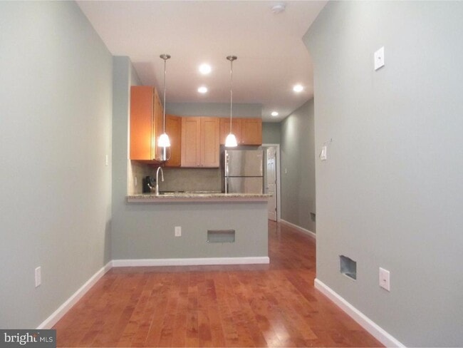Building Photo - 1253 S 27th St