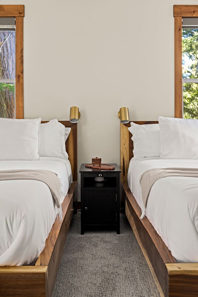 Building Photo - 89192 US-26