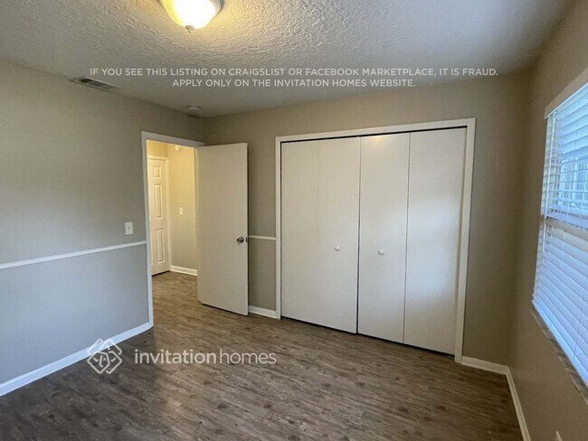 Building Photo - 101 Erin Ct