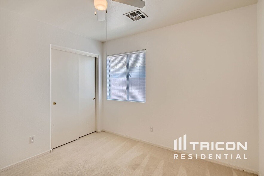 Building Photo - 3583 S 159th Ln