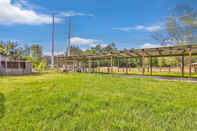 Building Photo - 27311 Kingport Dr