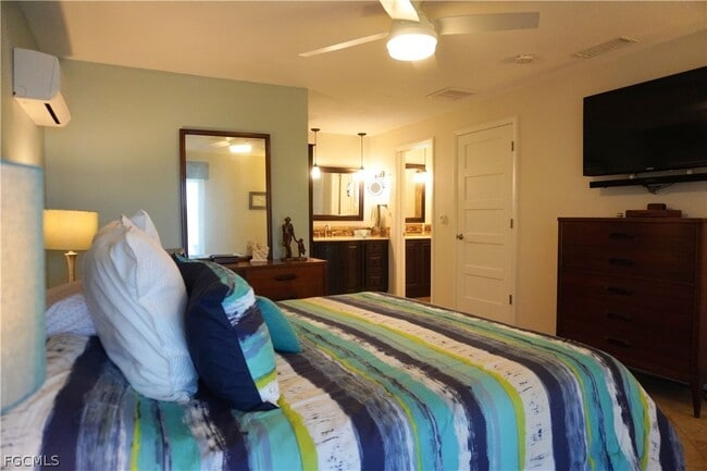 Building Photo - 4336 Coronado Pkwy