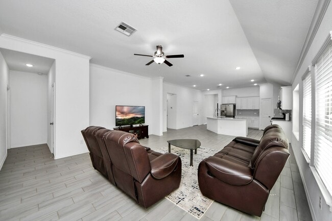 Building Photo - 1311 Stuart Run Dr