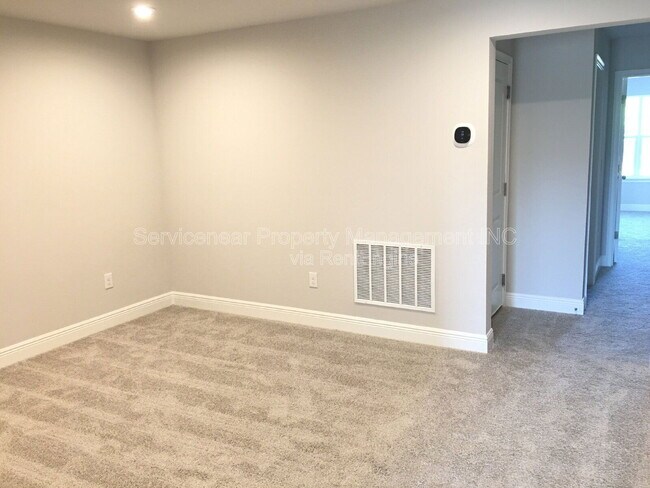 Building Photo - 6117 Grand Sonata Ave