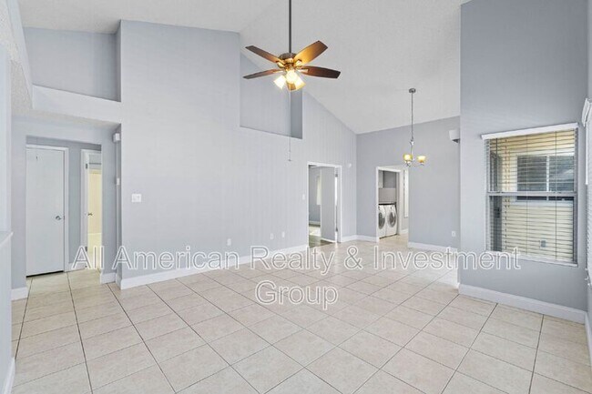 Building Photo - 110 Parkwood Dr