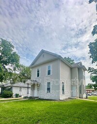 Building Photo - 1300 N 26th St