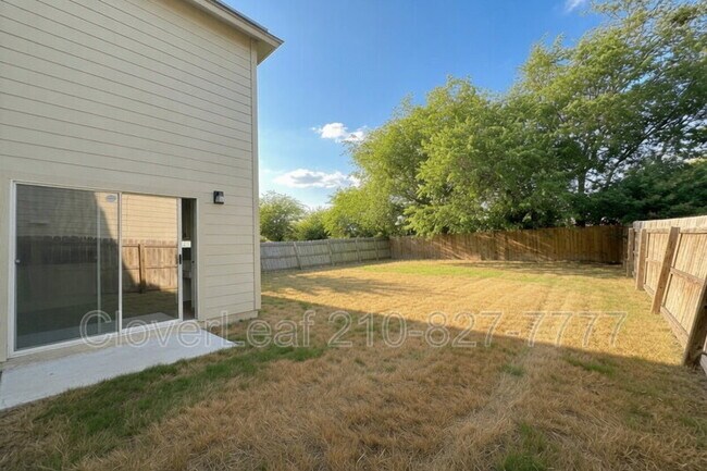 Building Photo - 7435 Circle Farm