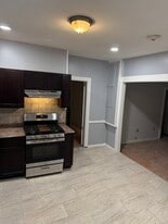 Building Photo - 304 Veazie St