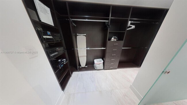 Building Photo - 10805 SW 156th Terrace