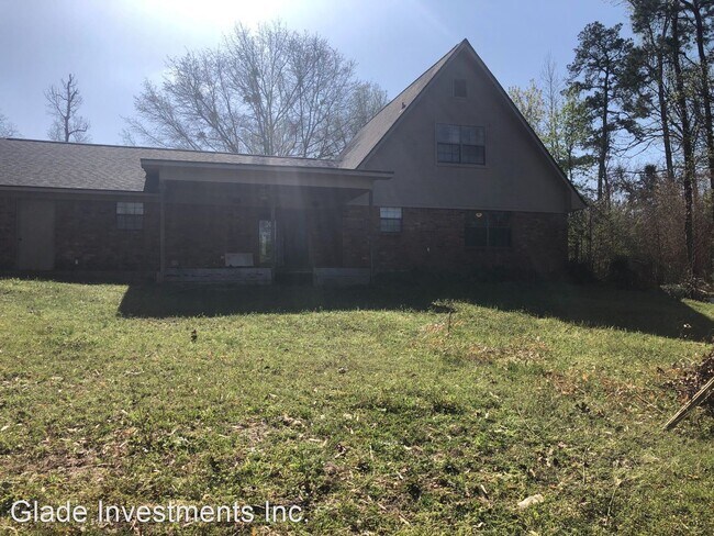 Building Photo - 3 br, 2 bath House - 203 Carriage Lane