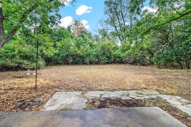 Building Photo - 810 Linwood Dr