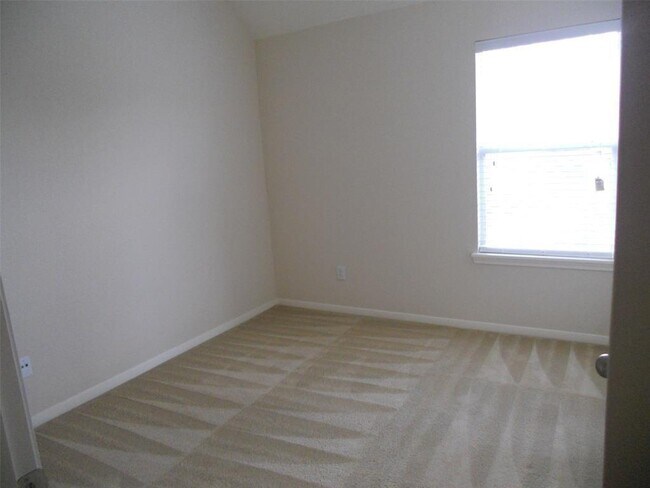Building Photo - 21607 Spring Vine Ln