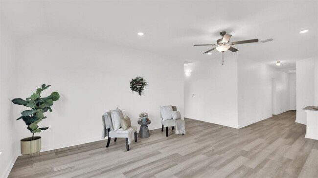 Building Photo - 15500 Pewter Luster Cv