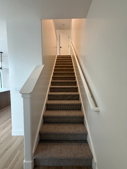 Building Photo - 43 N 100 E