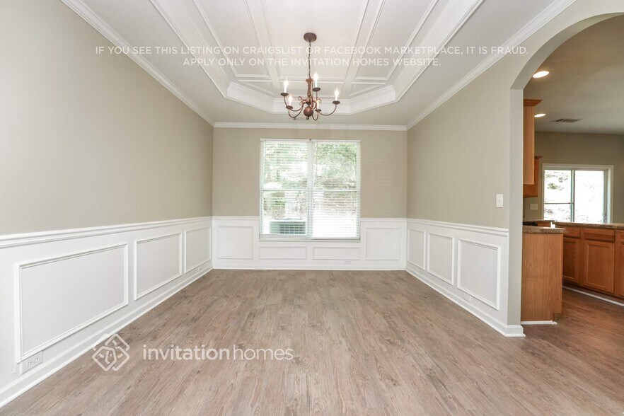 Building Photo - 610 Simonton Crest Dr SE