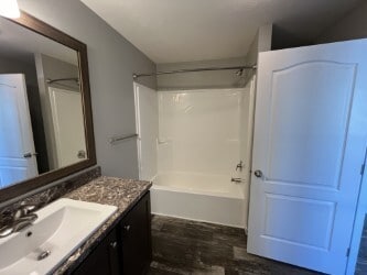 Building Photo - 10610 State Rte 762