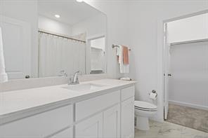 Building Photo - 2702 Parkview Ct