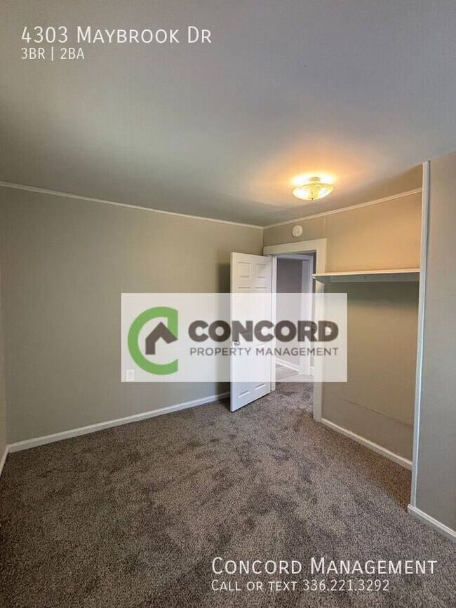 Building Photo - 4303 Maybrook Dr