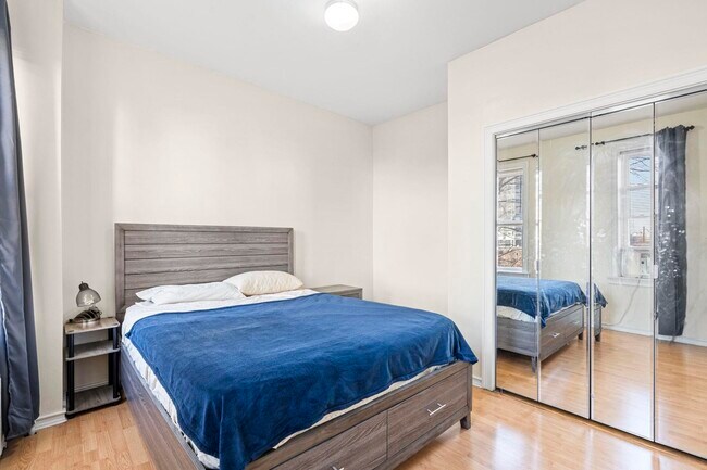 Building Photo - 282 Magnolia Ave