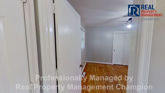 Building Photo - All Brick Ranch Style Home on Large Corner Lot