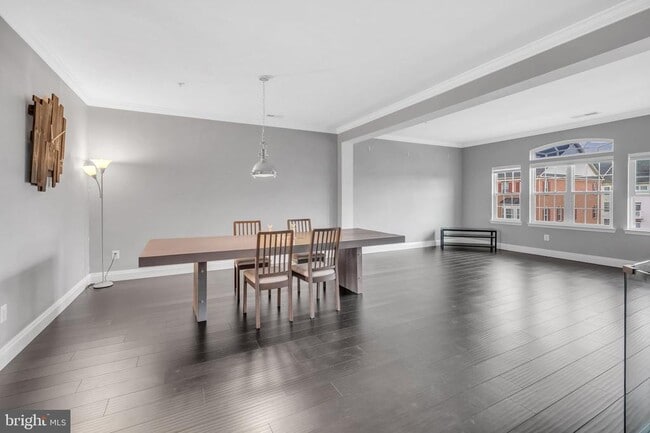 Building Photo - 21600 Romans Dr