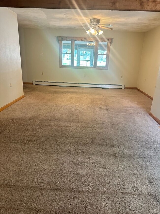 Building Photo - Spacious 3-Bedroom Home with Bonus Rooms in SoBoCo School District!