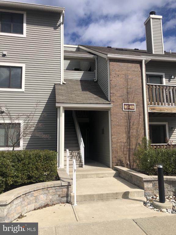 Building Photo - 1019 Ravens Crest Dr