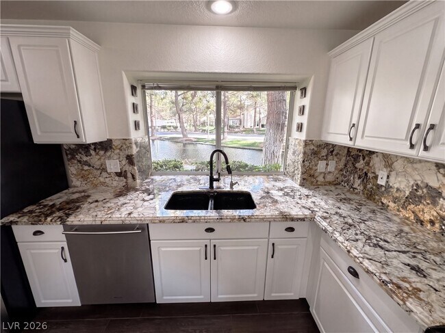 Building Photo - 7068 Bright Springs Ct