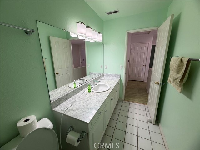 Building Photo - 23812 Los Codona Ave