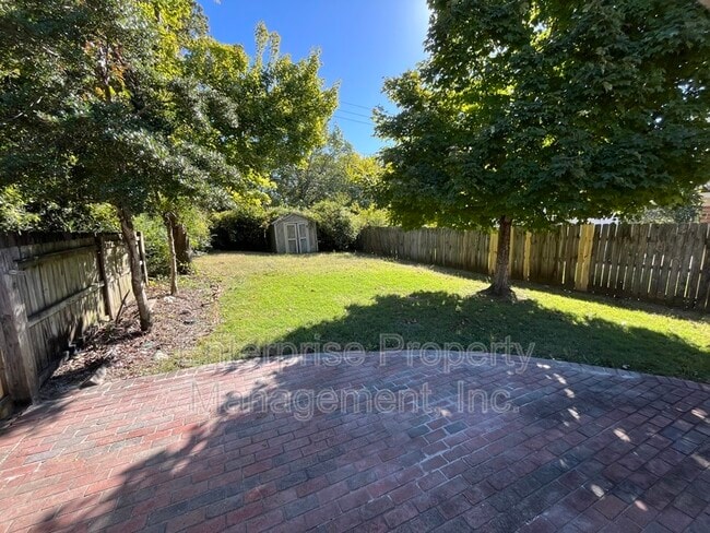 Building Photo - 5620 Dedo Cir