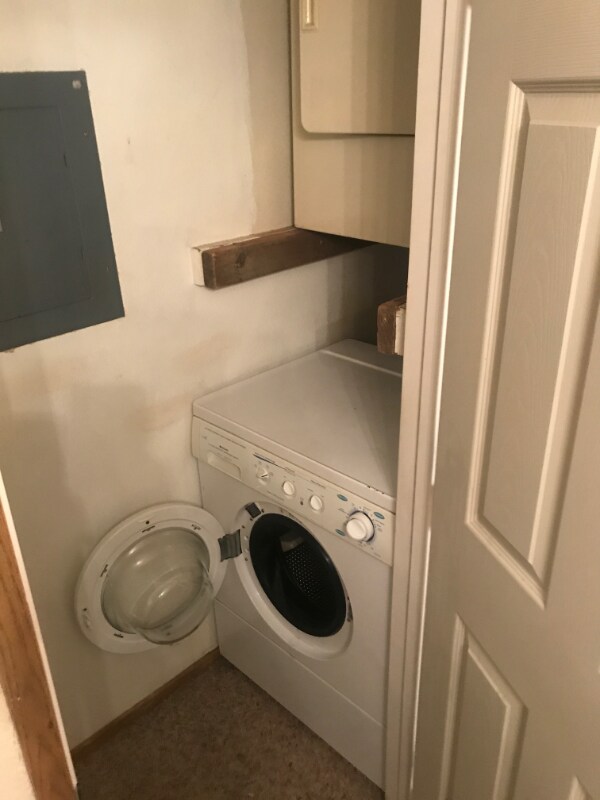 Building Photo - 506 4th Ave SE