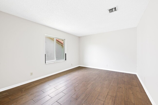 Building Photo - 2981 NW 92nd Ave