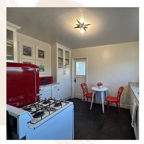 Building Photo - 201 E Morrison Ave