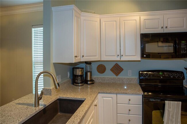 Building Photo - 1506 Plantation Point Dr