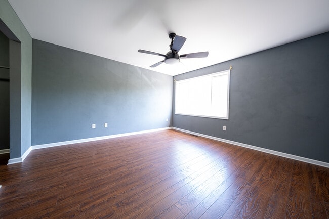 Building Photo - 15345 Greenhaven Ln
