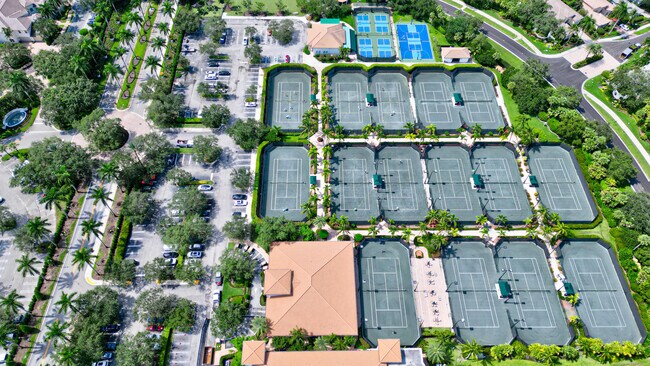 Building Photo - 119 Esperanza Way