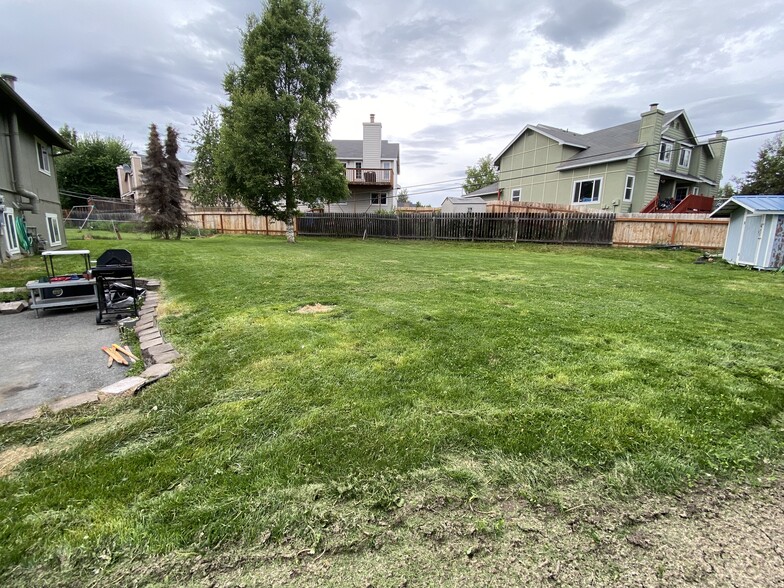 backyard - 9001 Shaun Landing Cir