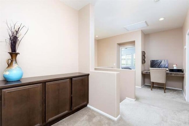 Building Photo - 46167 Timbermine Ln